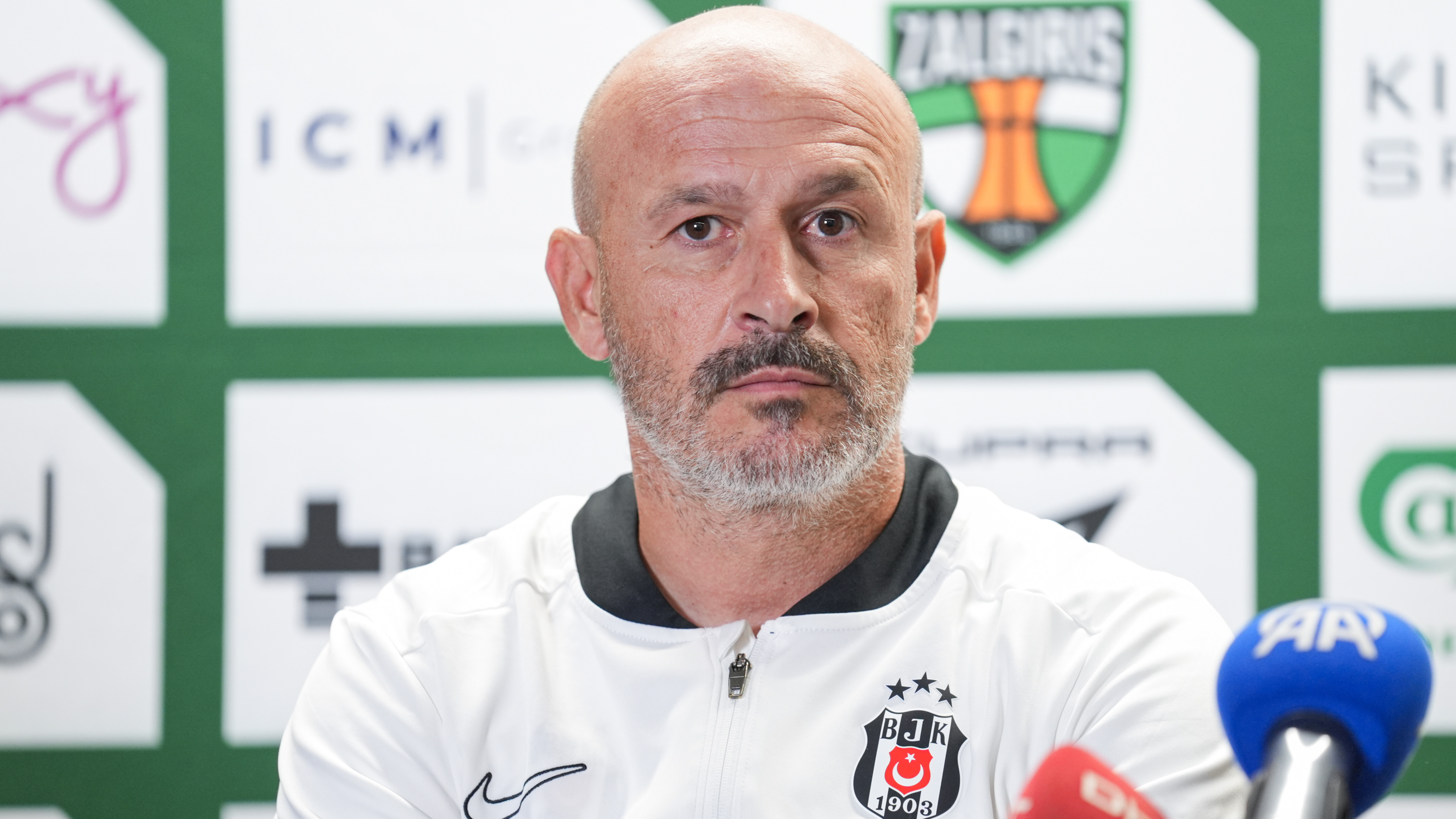Vincenzo Italiano'dan Orkun Kökçü Açıklaması: Yedek Kalma Sebebi Duyuruldu