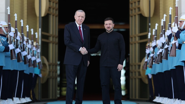 Zelenski'den Cumhurbaşkanı Erdoğan'a Teşekkür Mesajı