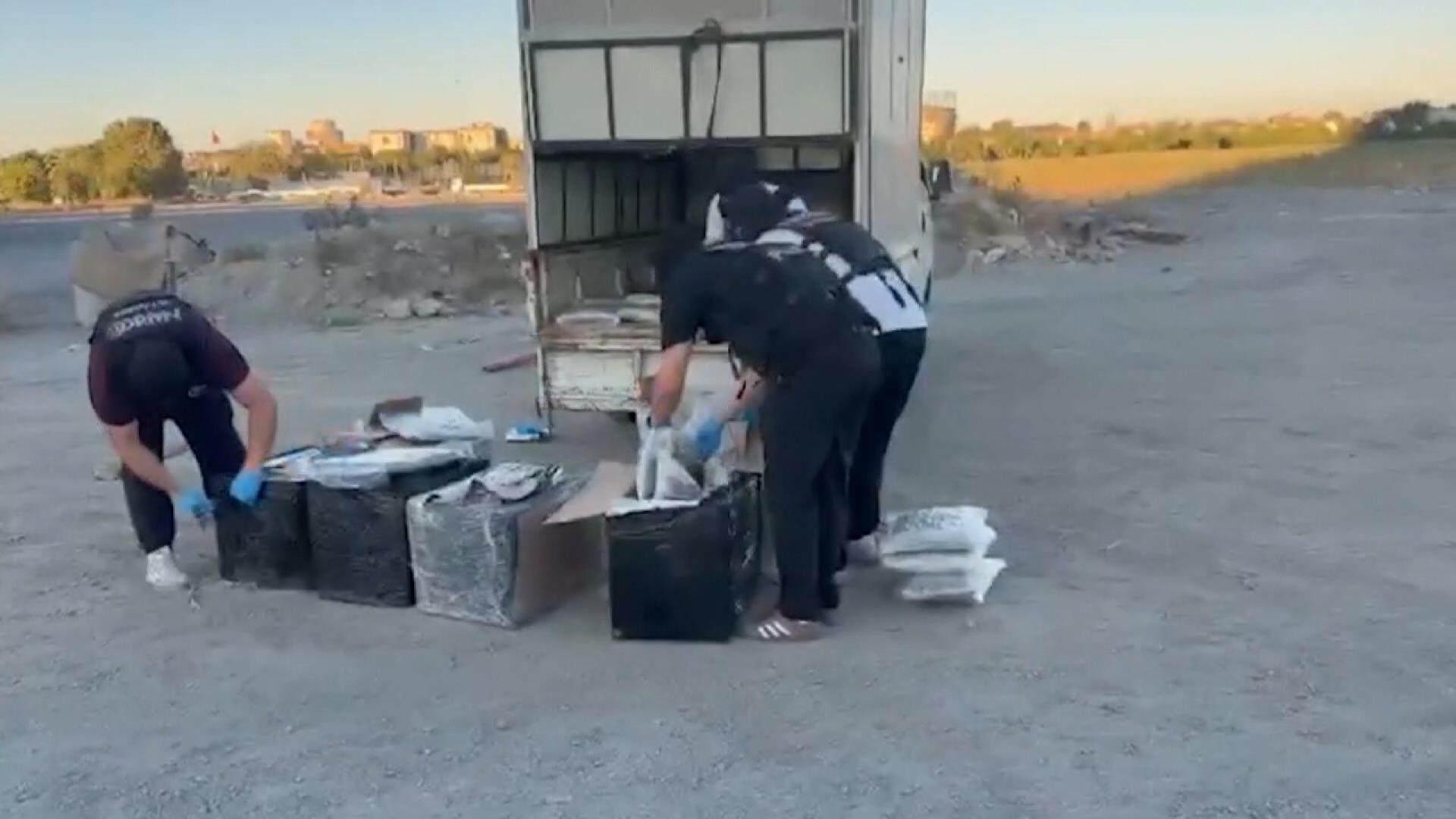 Zeytinburnu'nda Büyük Uyuşturucu Operasyonu: 83 Kilogram Skunk Ele Geçirildi
