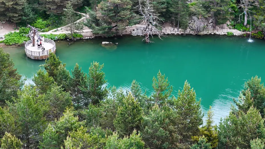 Zigana Daginda Serinlik Molasi: Limni Golu Turistlerin Ugrak Noktasi Oldu